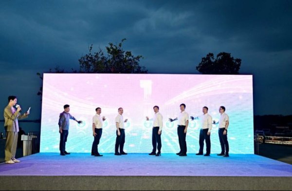 宝货配资 清凉一夏 活“力”全开|成都四时·乐游天府文旅促消费活动暨成都东部新区亲水消费季启幕