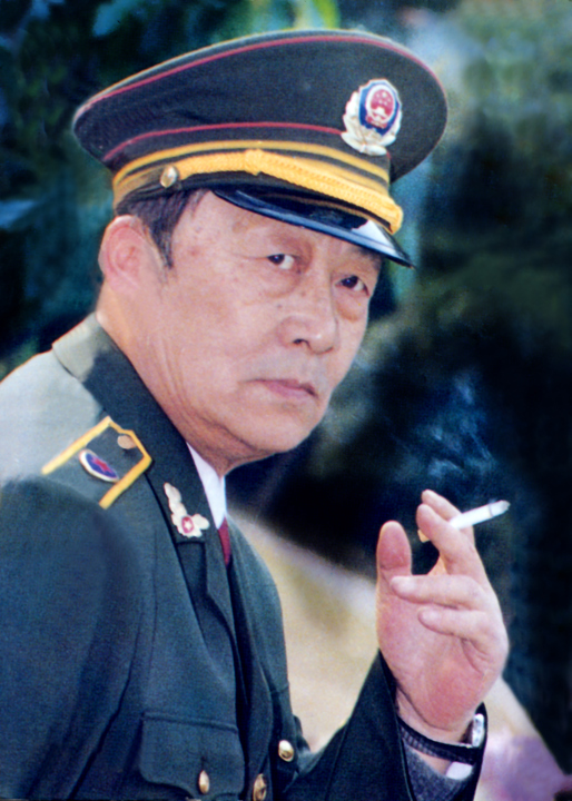 易富配资 卧底法藏寺，智擒于双戈，围剿“东北虎”！他是上海刑警第一代掌门人
